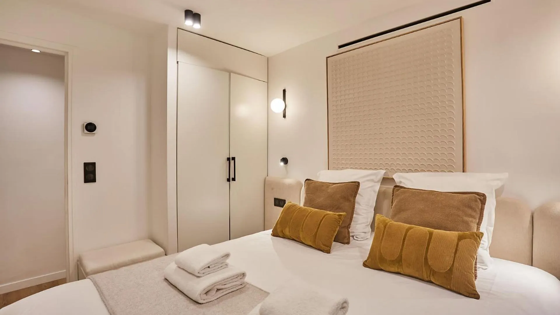Superb Apartment Center Of Paris By Studio Prestige