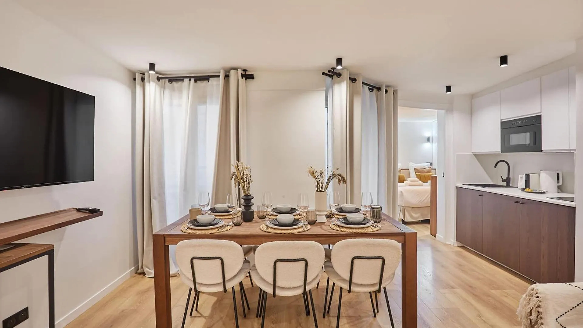 Superb Apartment Center Of Paris By Studio Prestige